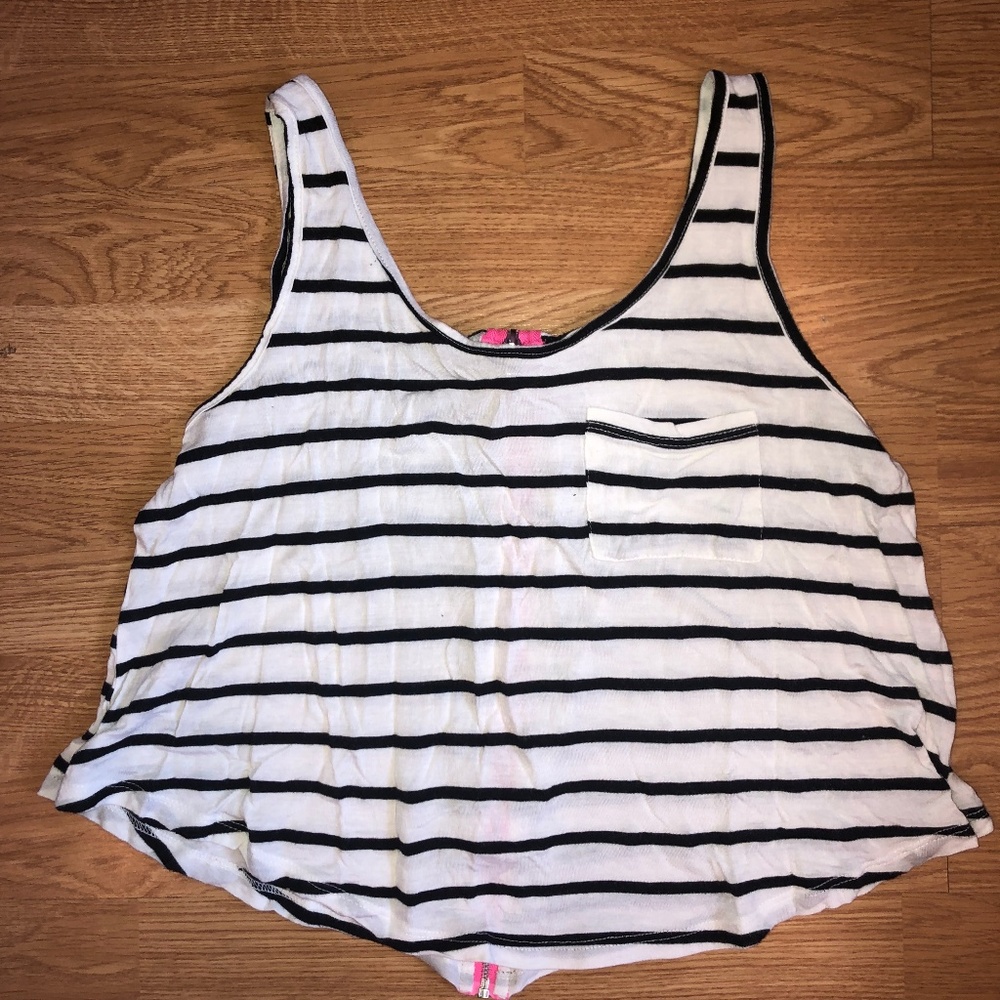 cropped top